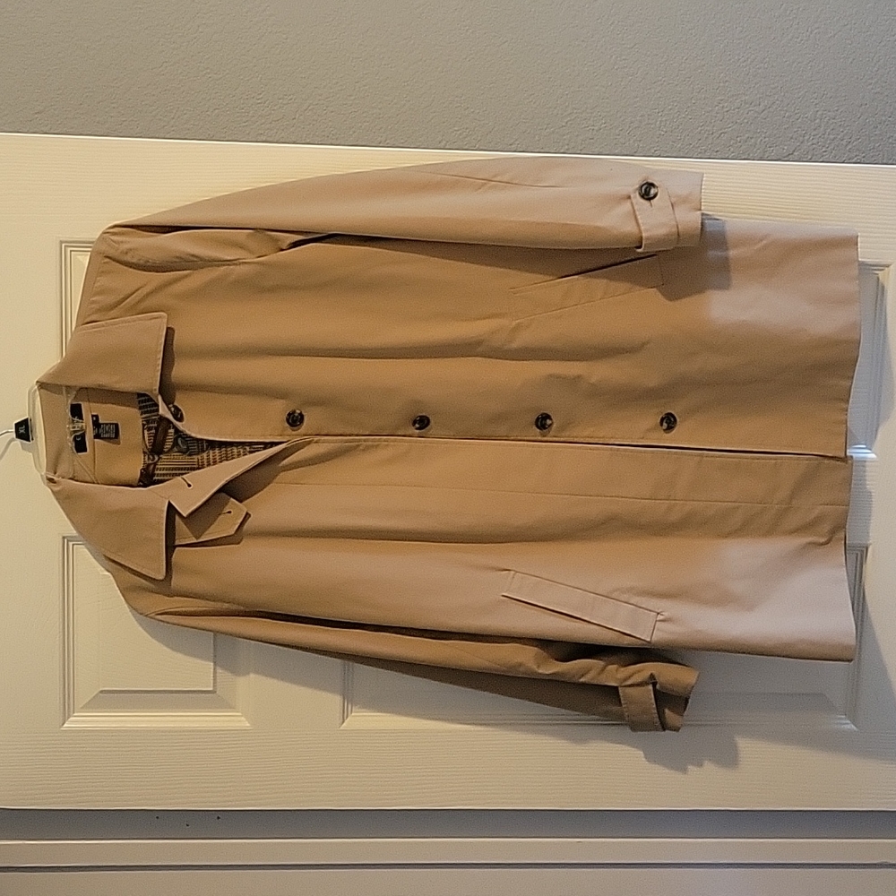 Chaps trench